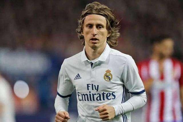 伊陶玛对决奥科利！WBC正式批准：胜者将被指定为乌西克的强制挑战者